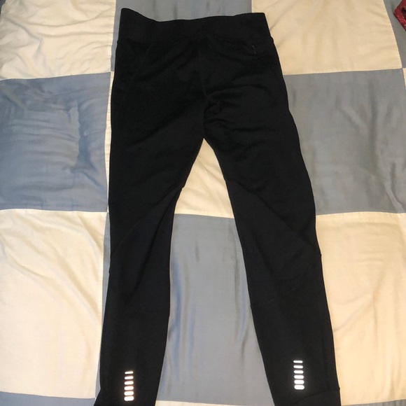 Under Armour Leggings - Picture 2 of 4